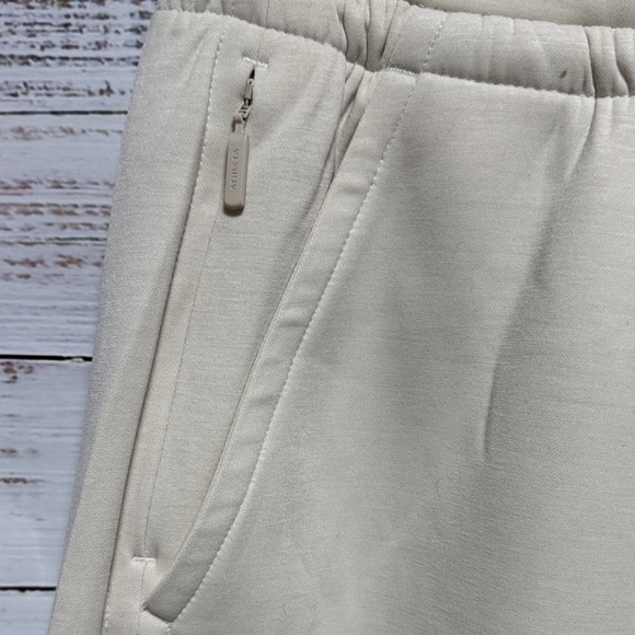 NWT Athela Allure Jogger - Picture 3 of 6